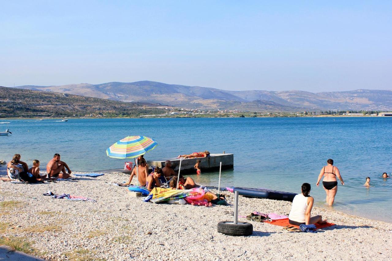 Apartments By The Sea Arbanija, Ciovo - 1085 تروغير المظهر الخارجي الصورة