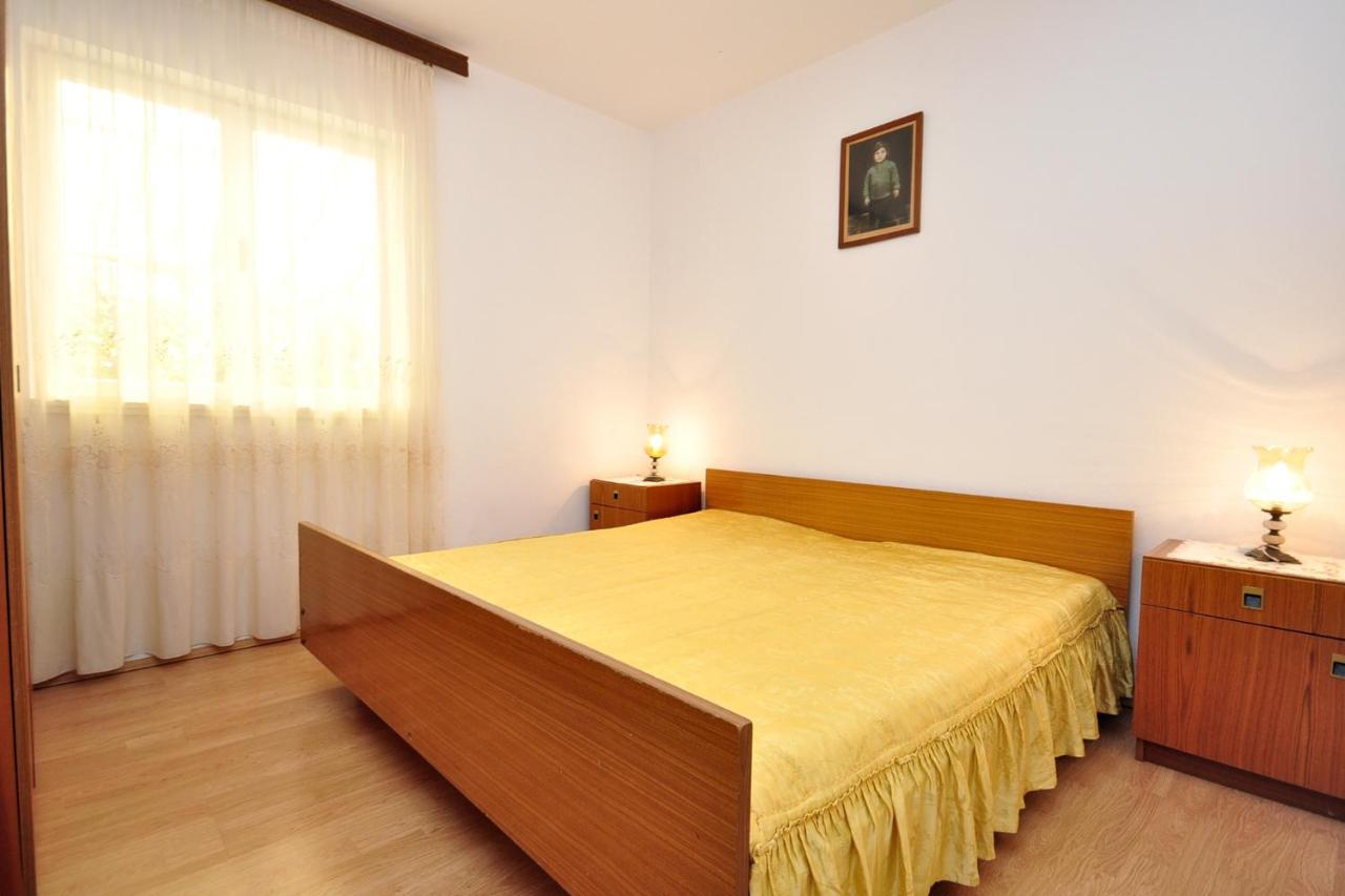 Apartments By The Sea Arbanija, Ciovo - 1085 تروغير المظهر الخارجي الصورة