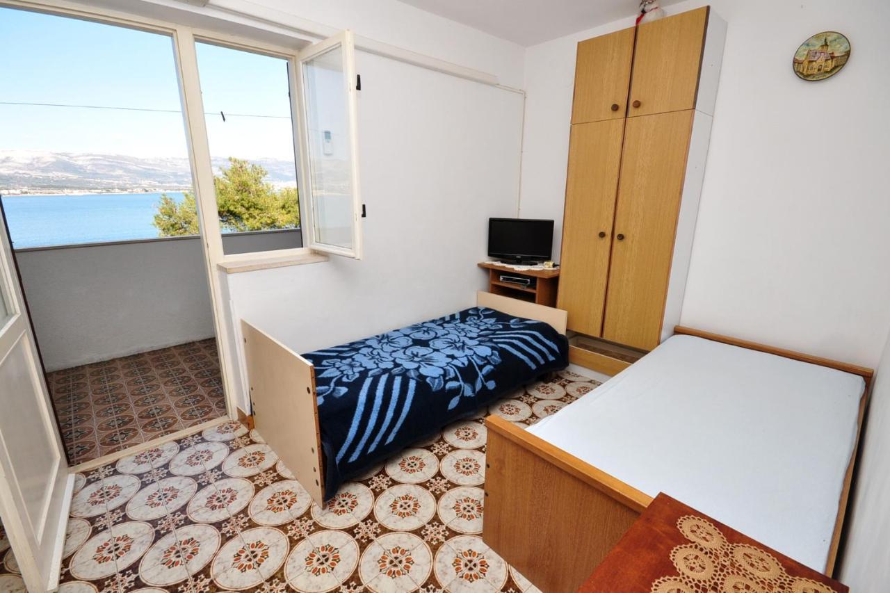 Apartments By The Sea Arbanija, Ciovo - 1085 تروغير المظهر الخارجي الصورة