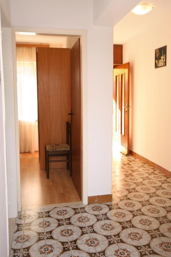 Apartments By The Sea Arbanija, Ciovo - 1085 تروغير المظهر الخارجي الصورة