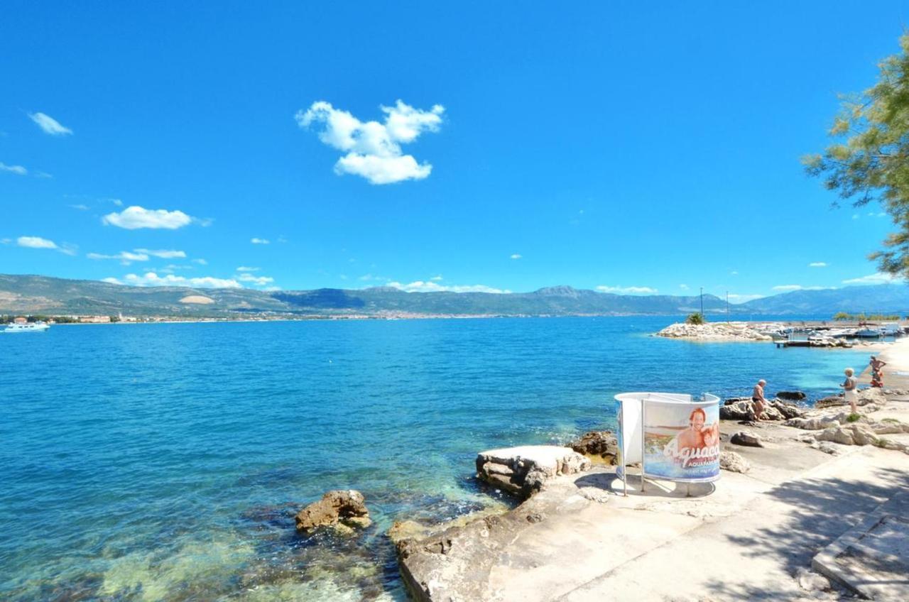 Apartments By The Sea Arbanija, Ciovo - 1085 تروغير المظهر الخارجي الصورة